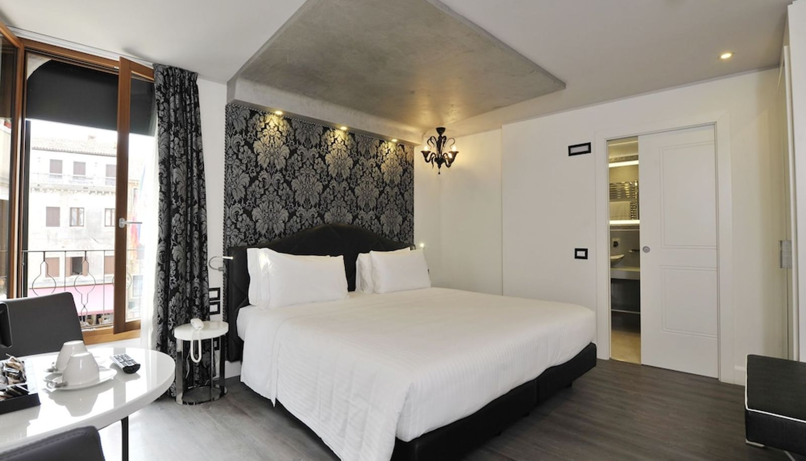 Suite - Al Theatro Palace