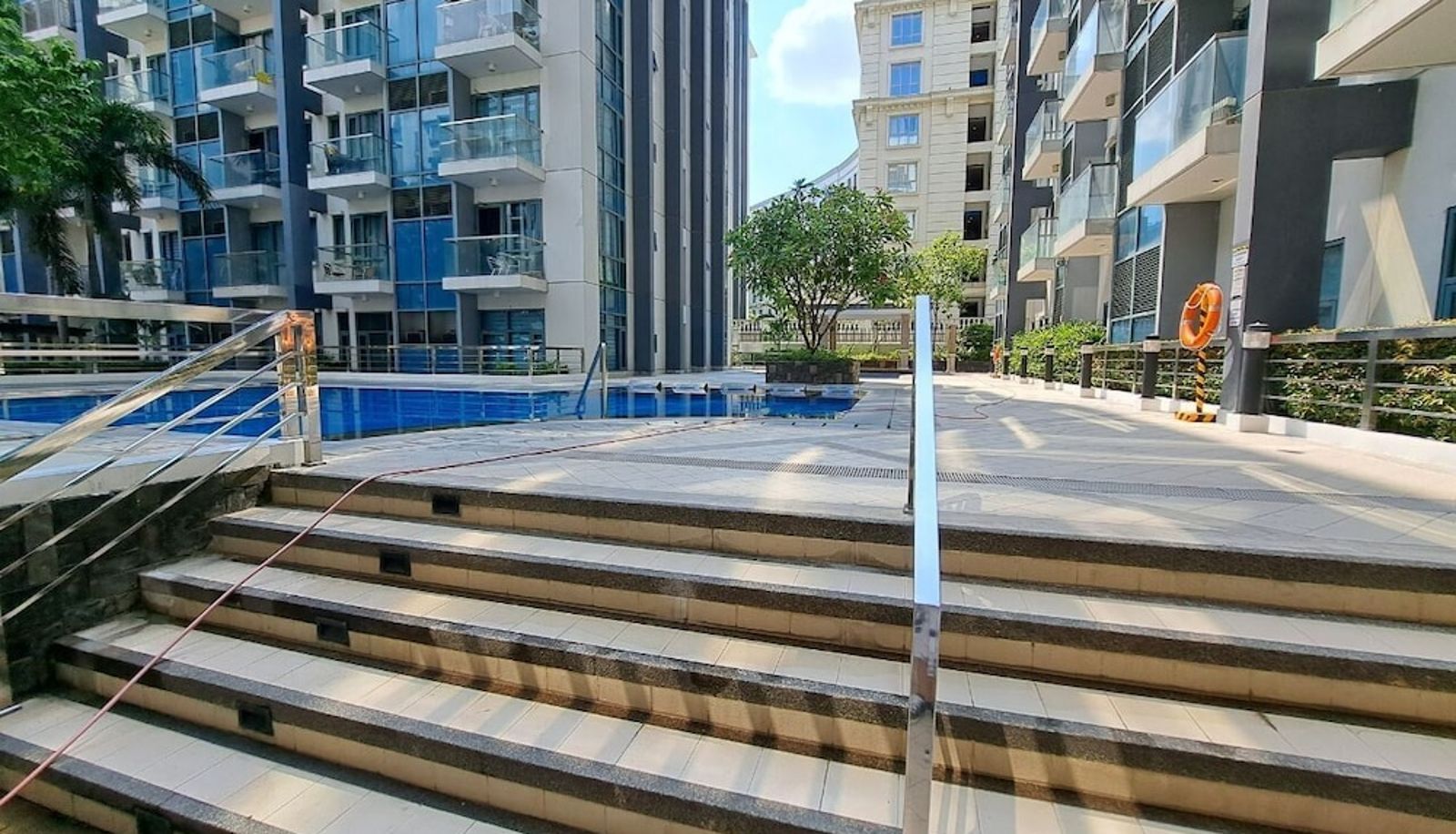 Pool - Jieann's Transient Home