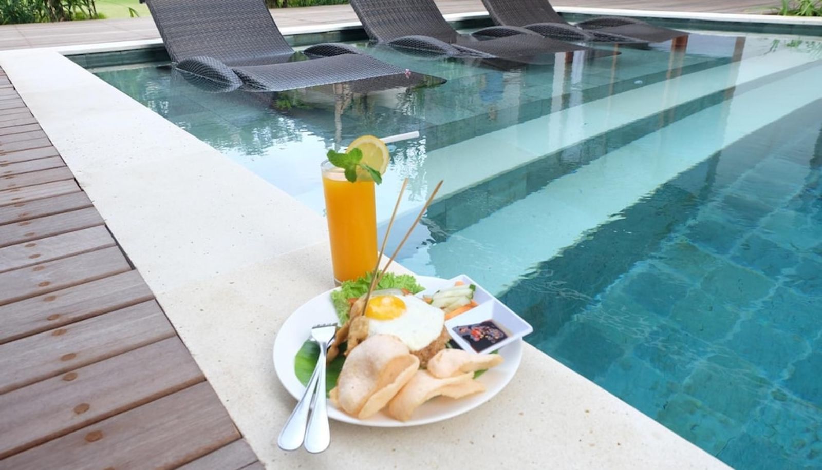 Pool - Mahana Boutique Apartment