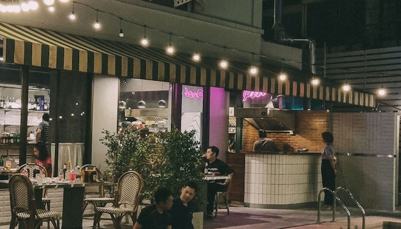 Basen - Josh Hotel