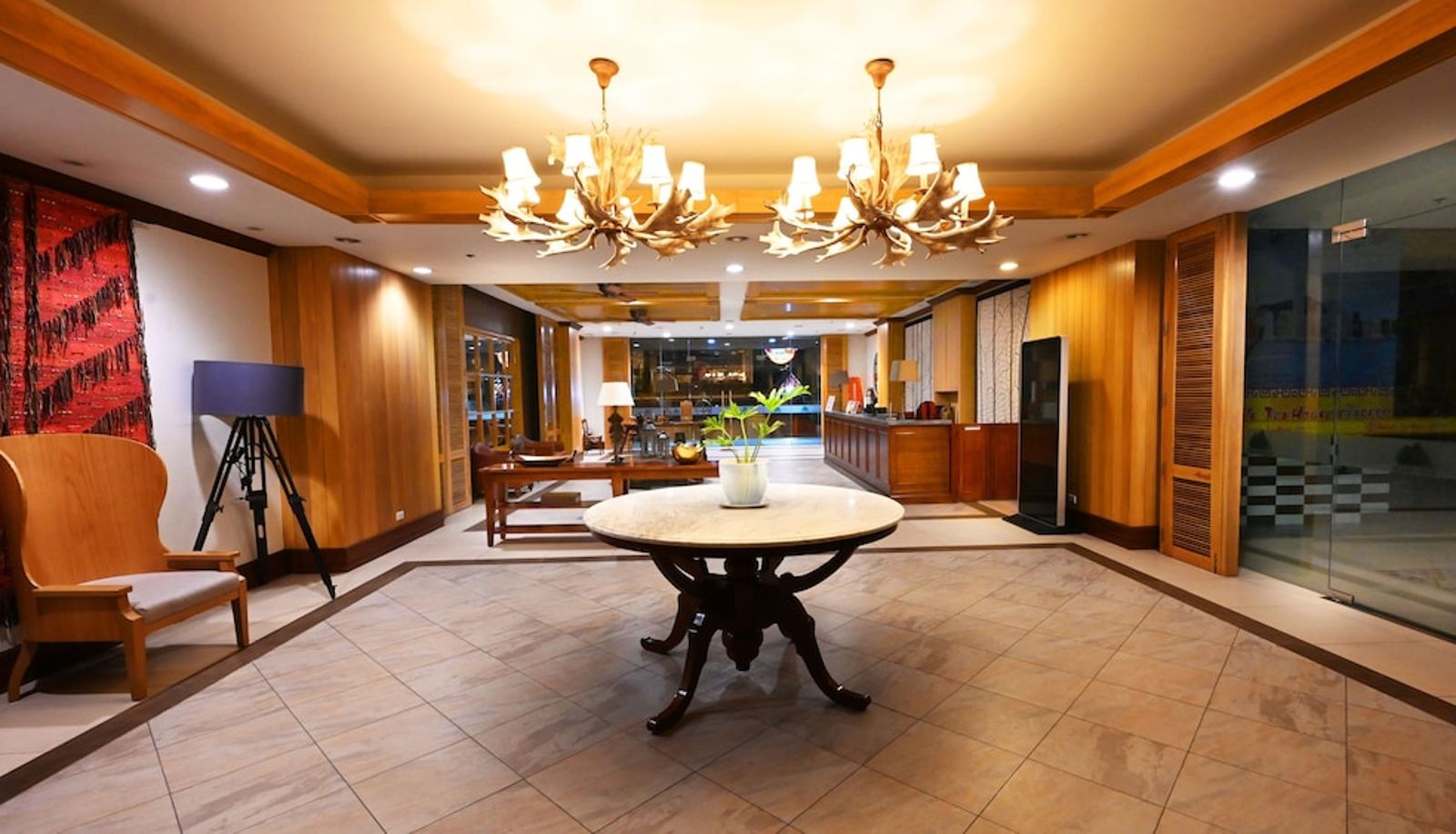 Lobby - Cedar Peak Condominium by Tripsters Hub