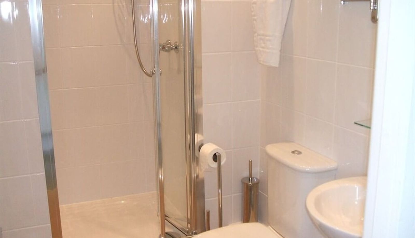Informacje - The Winchmore Hotel