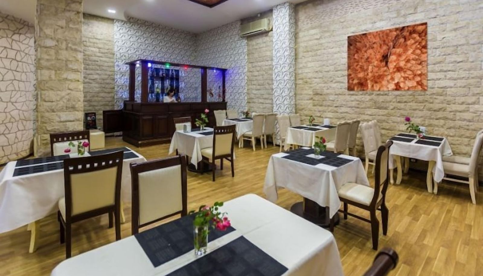 Restaurant - Vania Hotel
