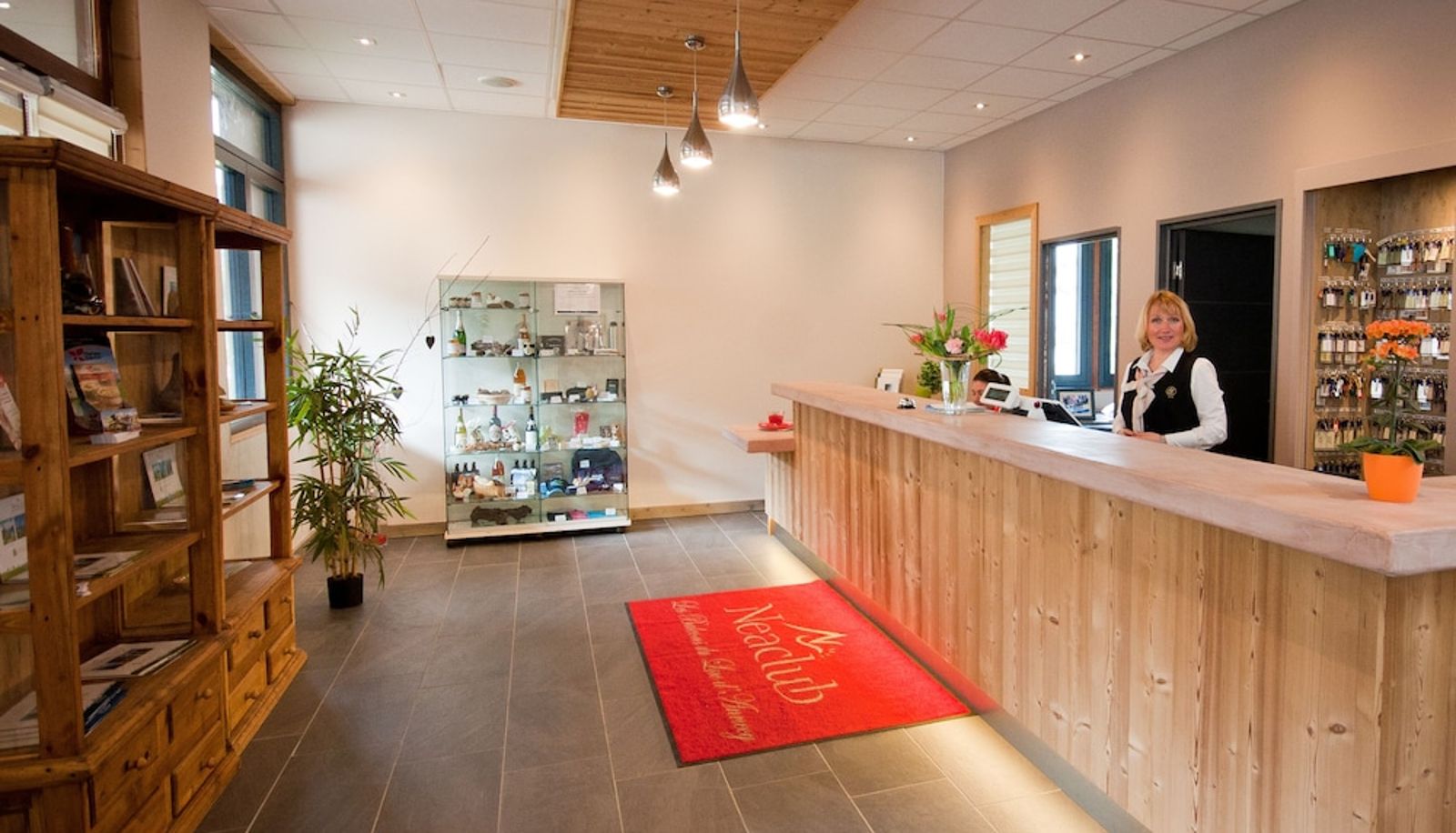 Reception - Les Balcons du lac d'Annecy - Neaclub