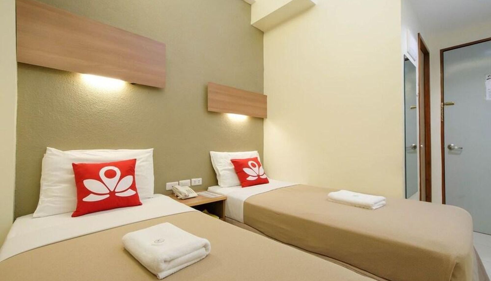 Chambre Standard - ZEN Rooms Center Suites Cebu