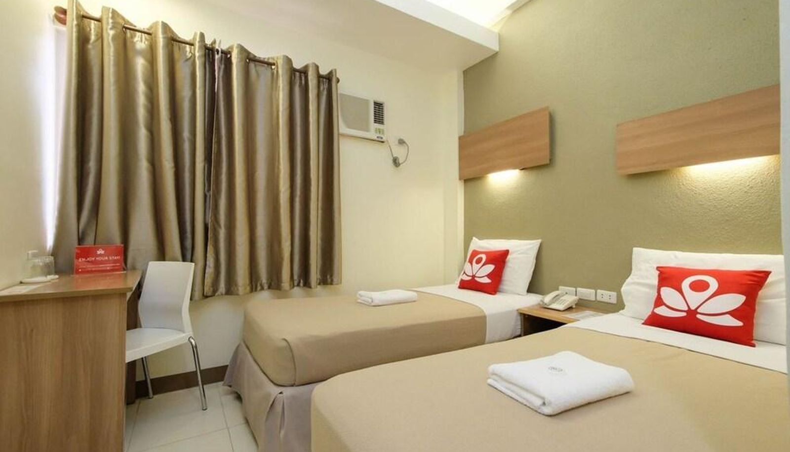 Chambre Standard - ZEN Rooms Center Suites Cebu