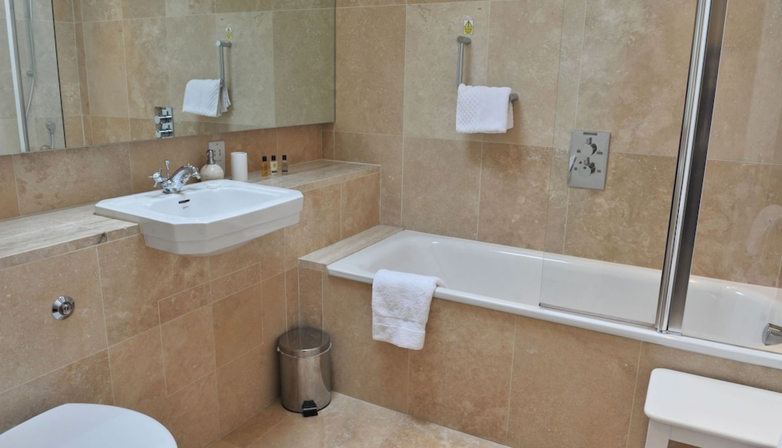 Bagno - The Kilpeck Inn