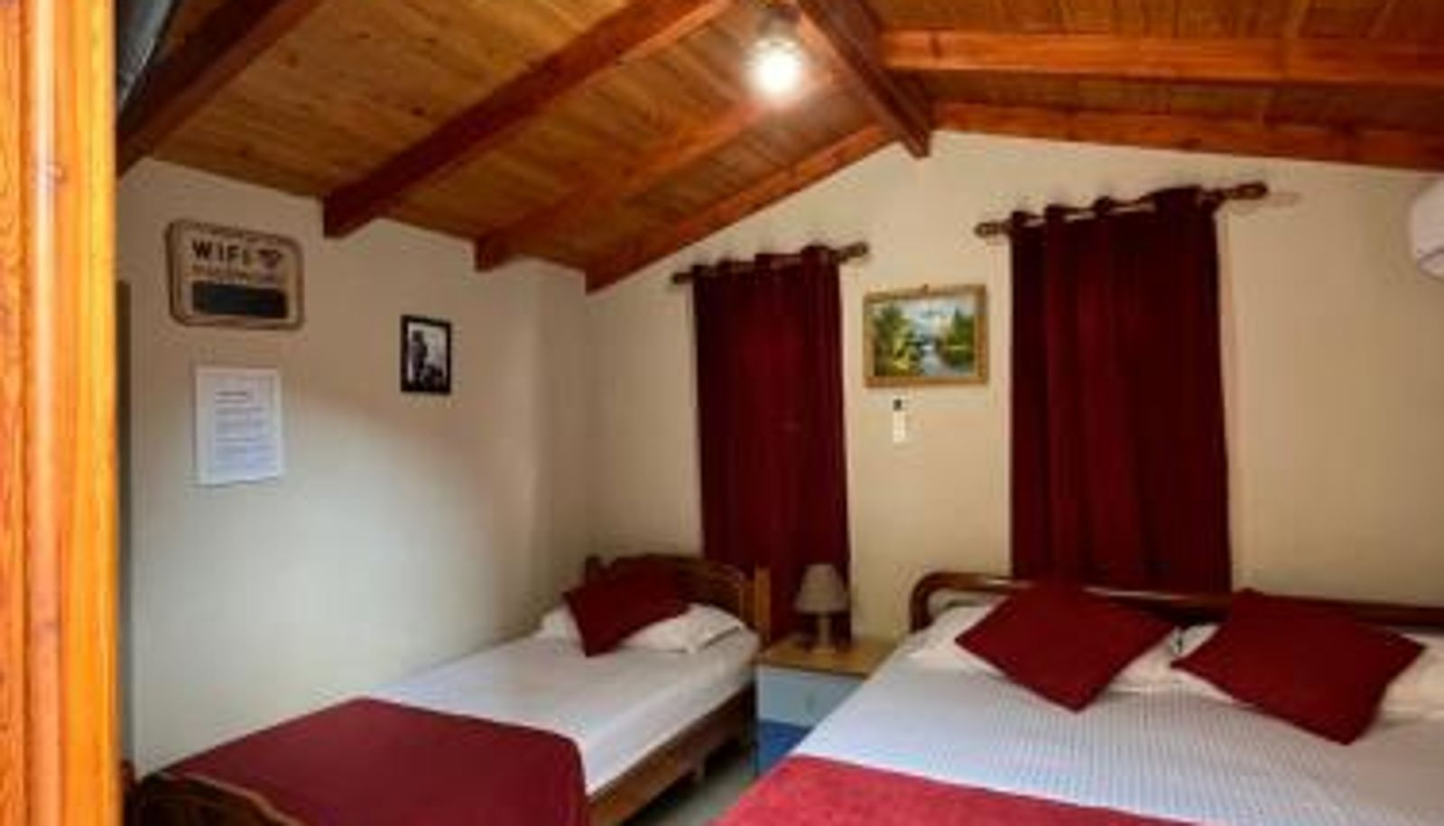 Standard room - ROOMS EMILIANO Castle of Kruja