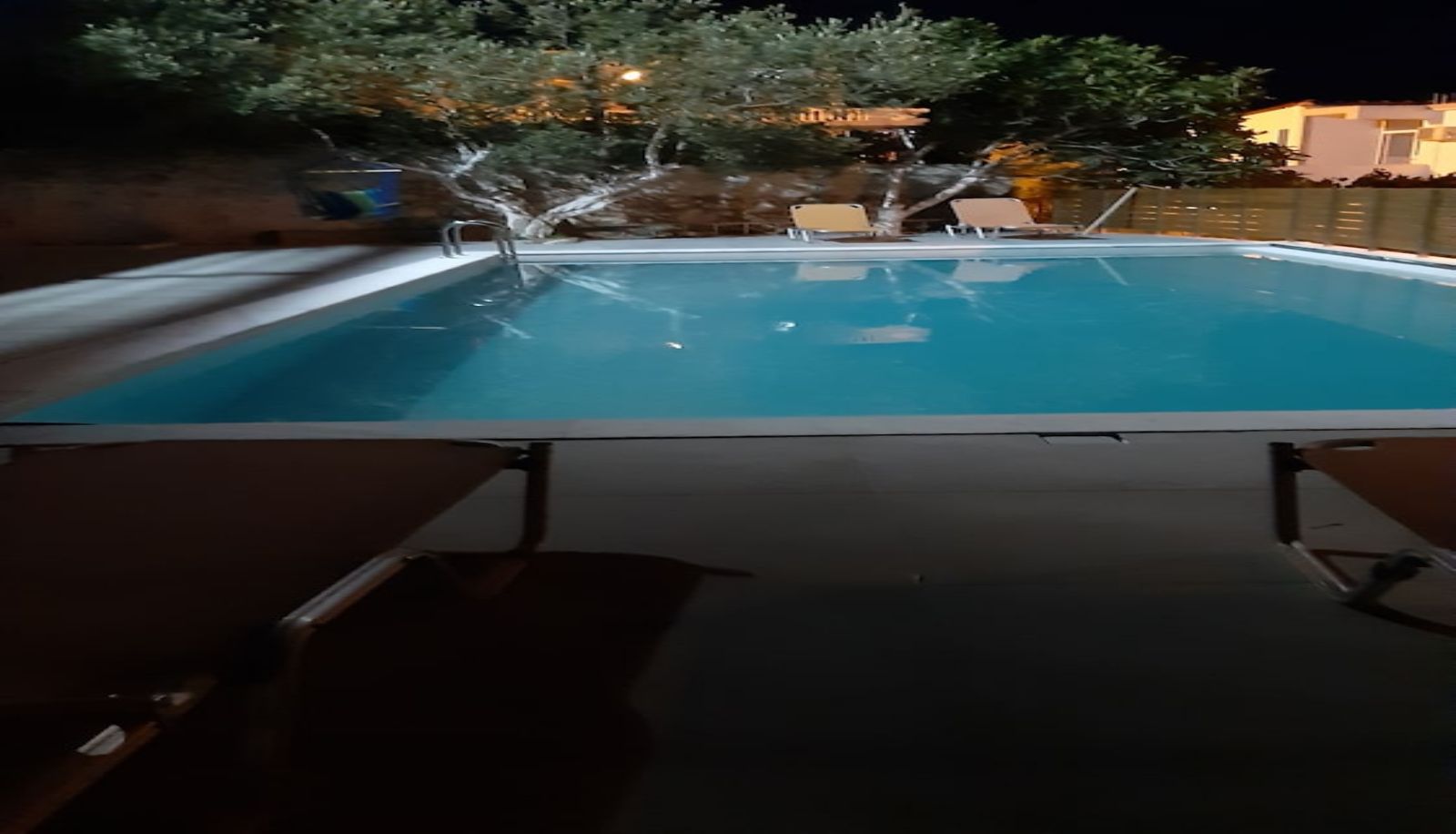 Piscina - Bino Apartments