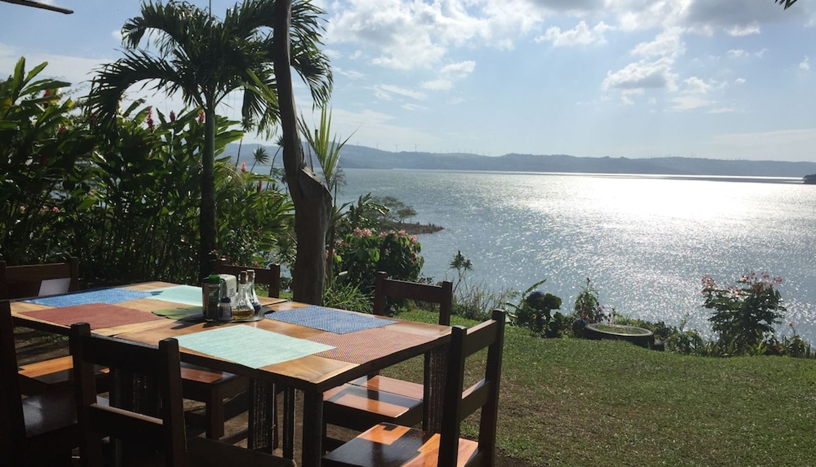 Restaurant - BlueBay Bugenvil Lake Lodge