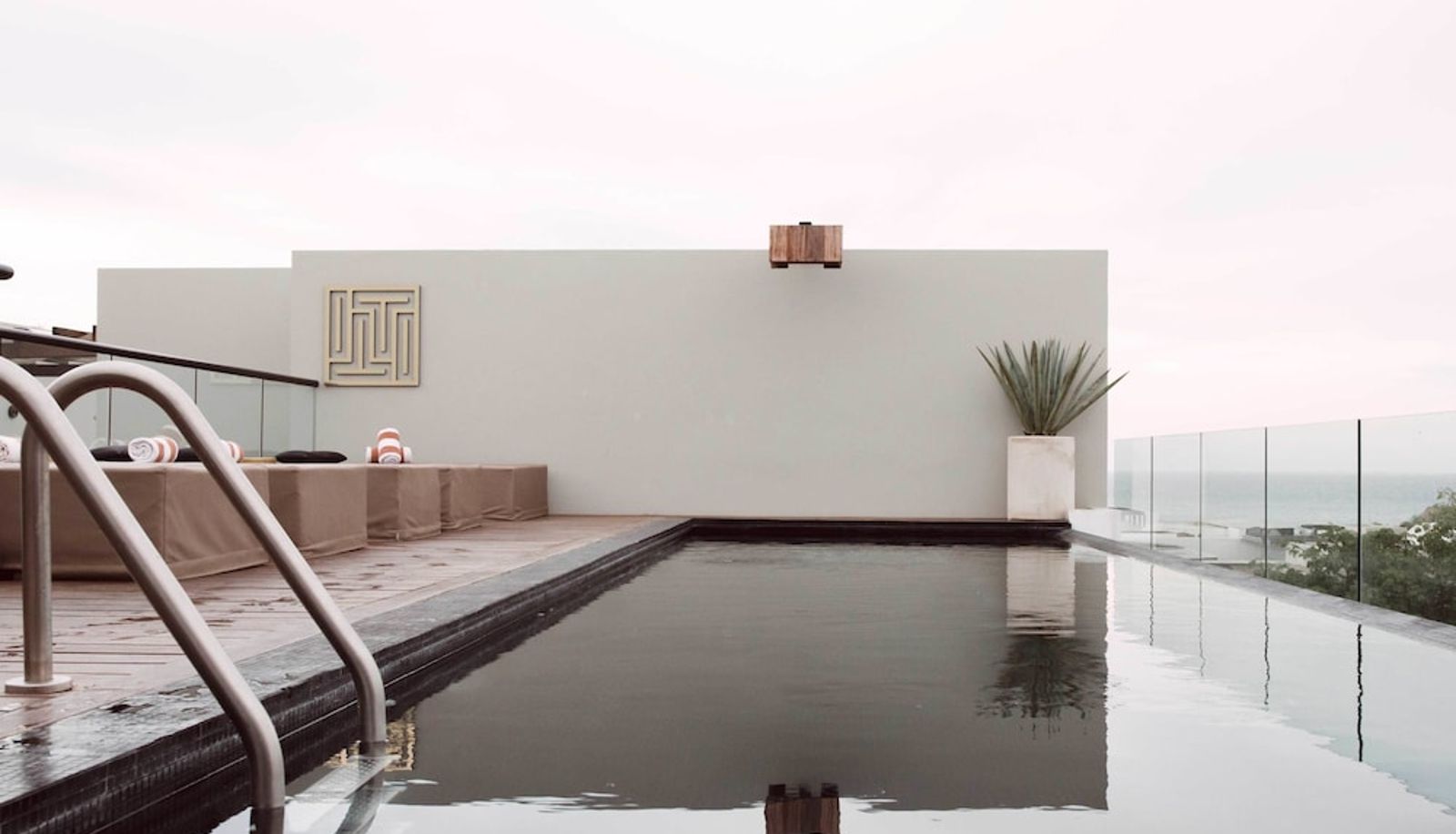 Pool - IT Boutique Hotel & Restaurant