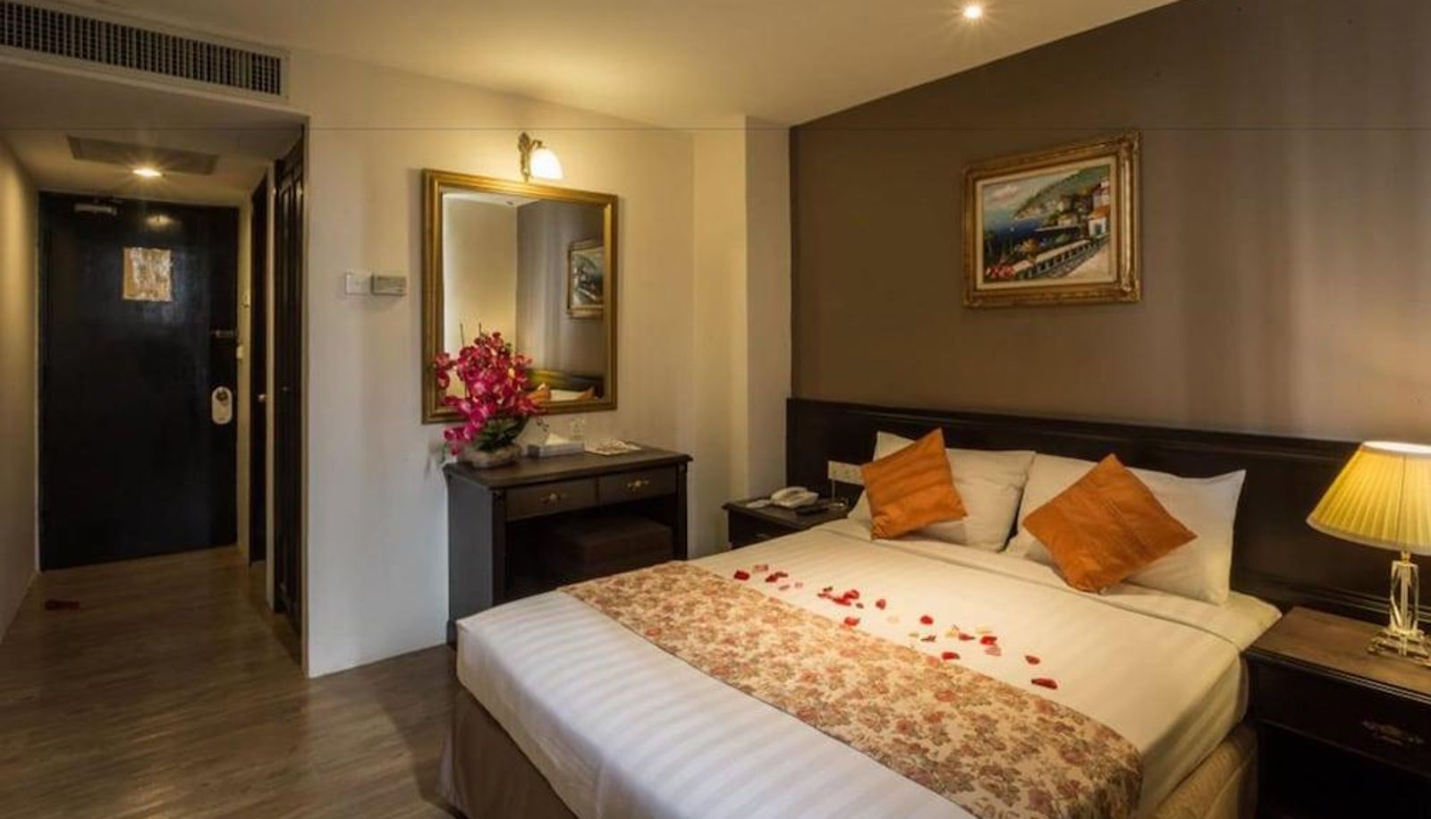 Standard room - PJ De Inn