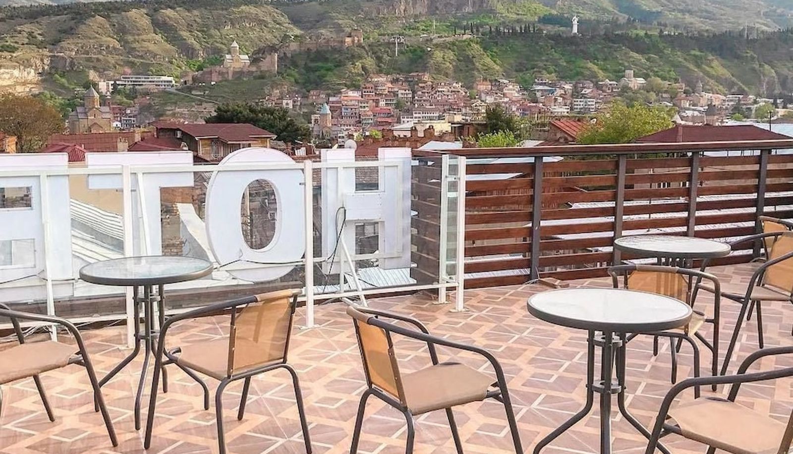 Info - Eleon Boutique Hotel