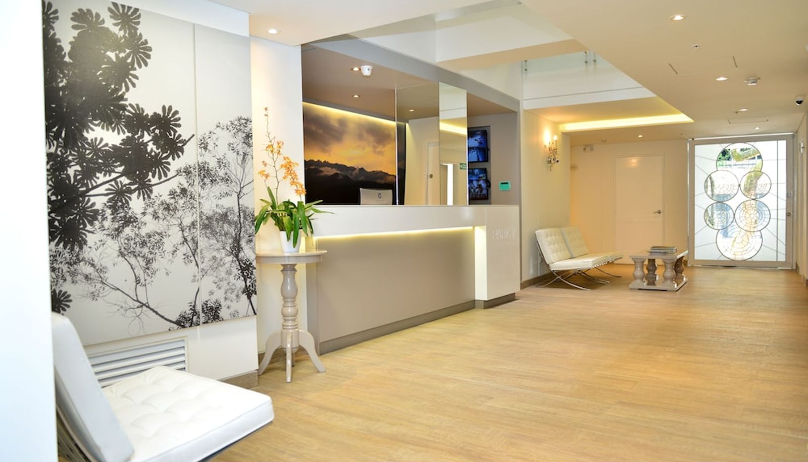 Lobby - Park V Hotel & Suites