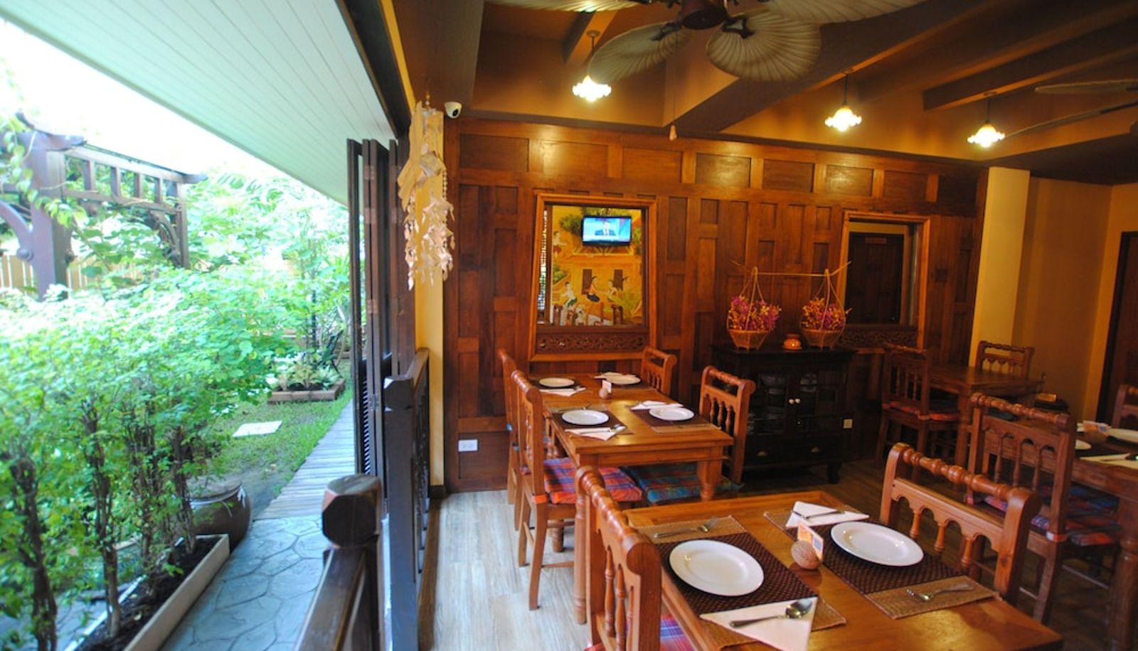 Sala de desayunos - Focal Local Bed and Breakfast