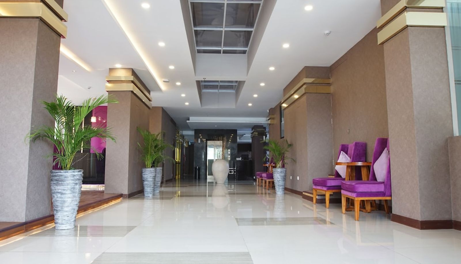 Hall - Hotel Horison Inn Alaska Semarang