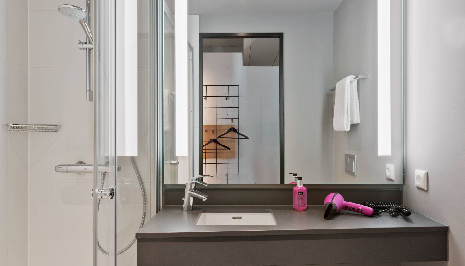 Zimmer - Moxy Frankfurt City Center