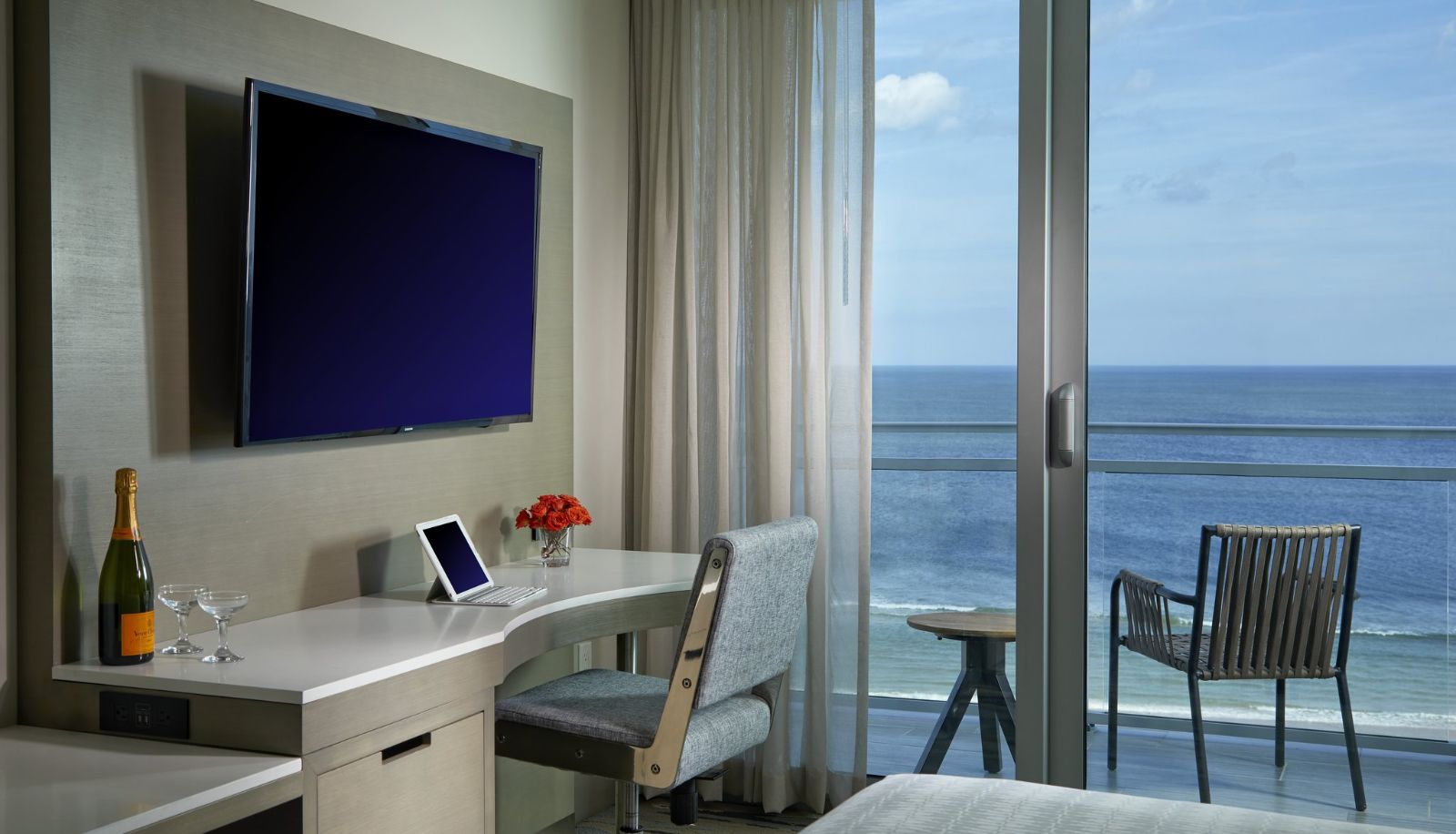 Room - Hard Rock Hotel Daytona Beach