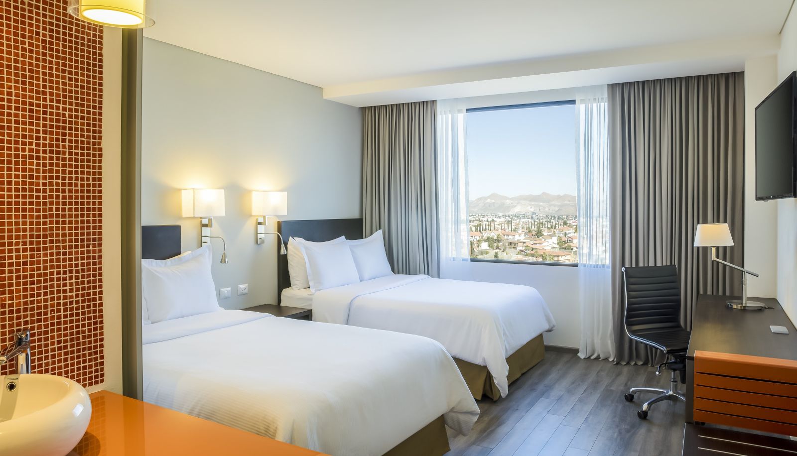 Zimmer - Fiesta Inn Chihuahua Fashion Mall