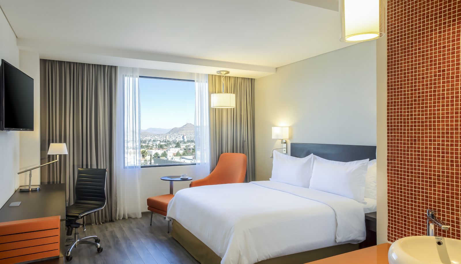 Room - Fiesta Inn Chihuahua Fashion Mall