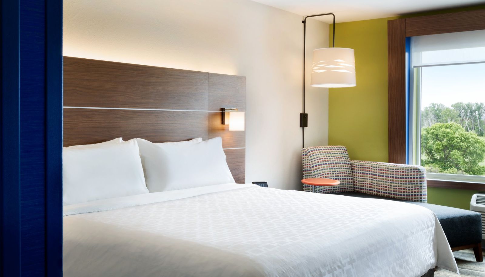 Room - Holiday Inn Express & Suites MIDDLETOWN by IHG