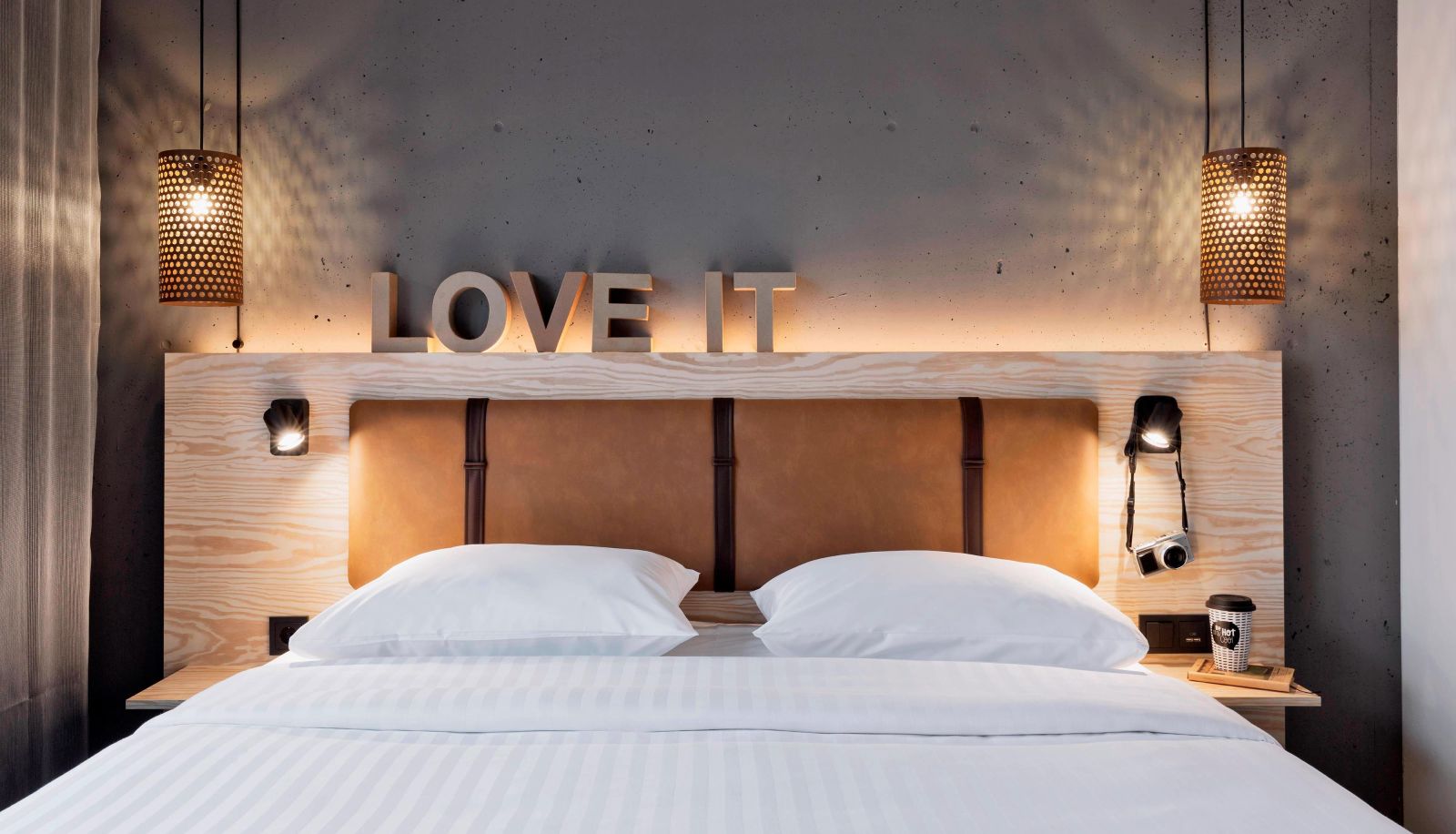 Zimmer - Moxy Duesseldorf South