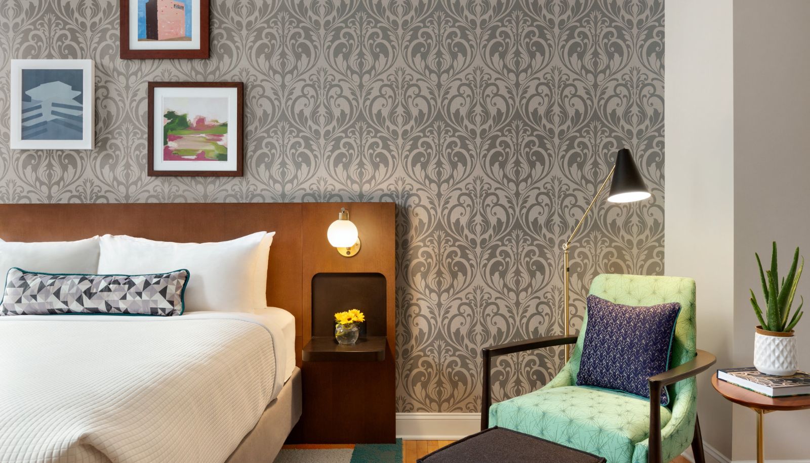 Room - Hotel Indigo WINSTON-SALEM DOWNTOWN by IHG