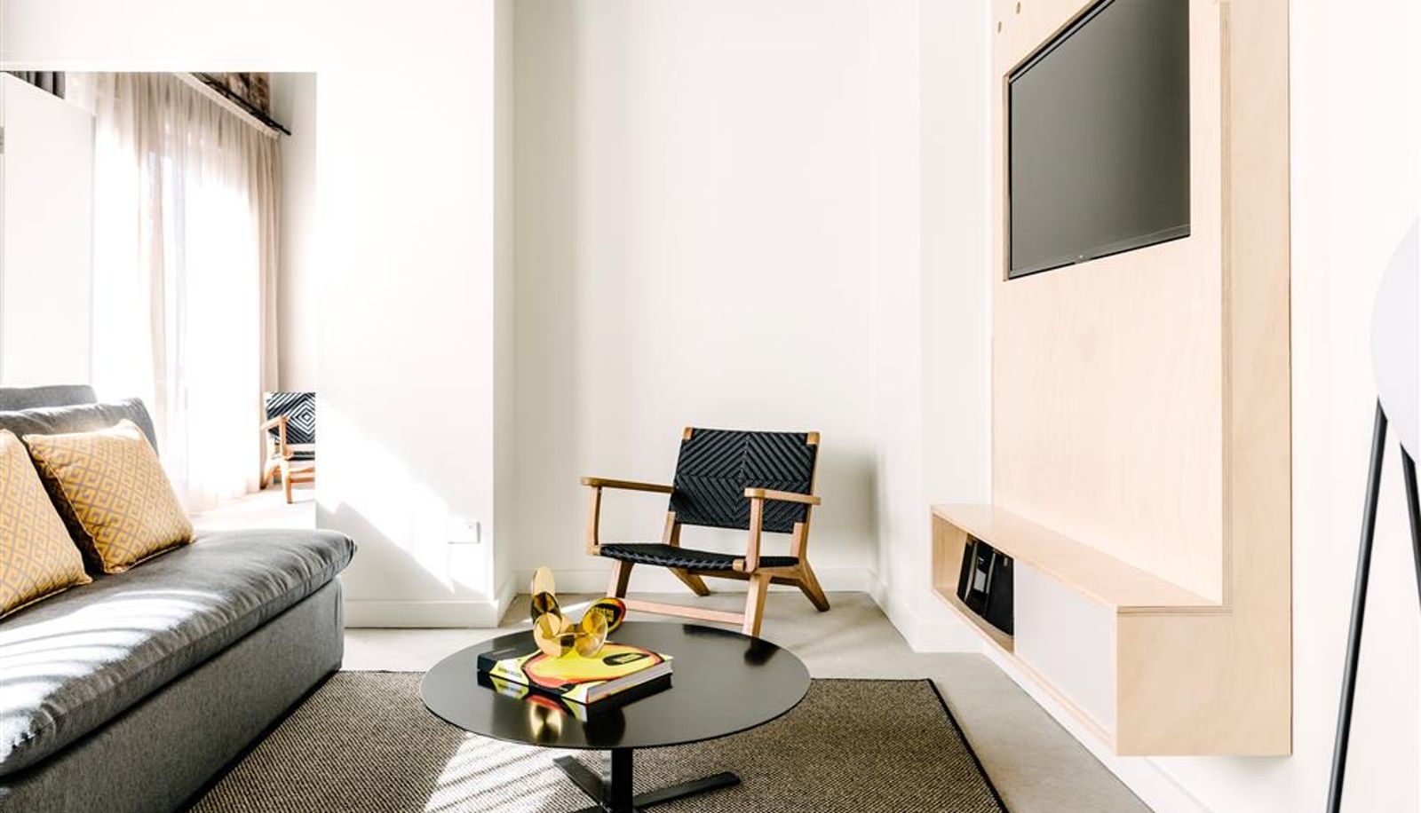 Suite - Veriu Broadway Sydney