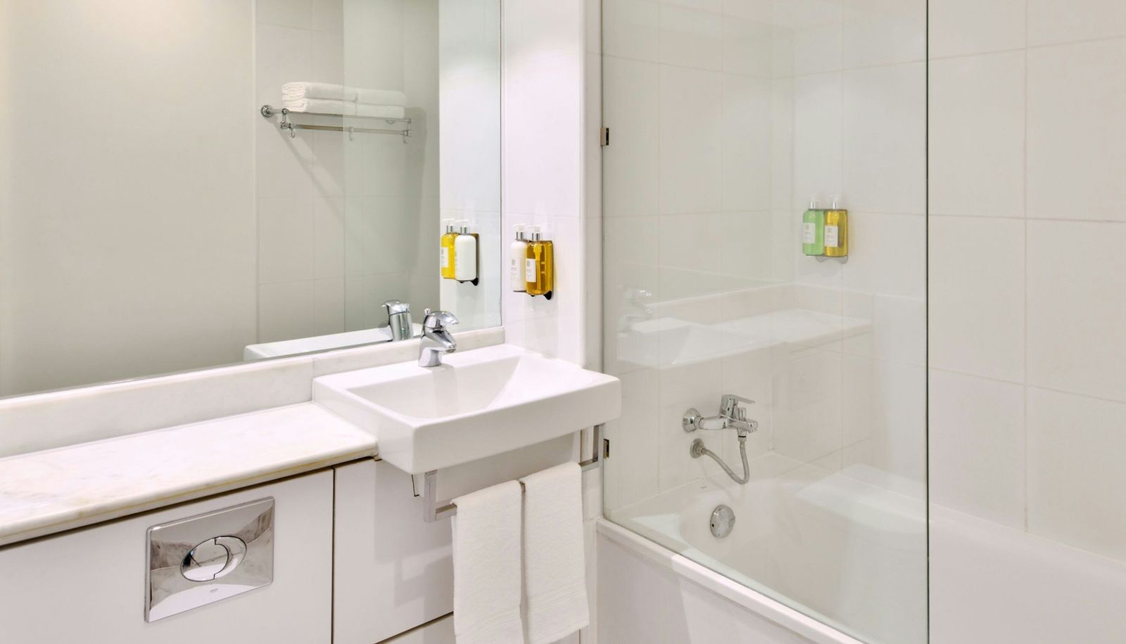 Room - Fairfield by Marriott Bengaluru Whitefield
