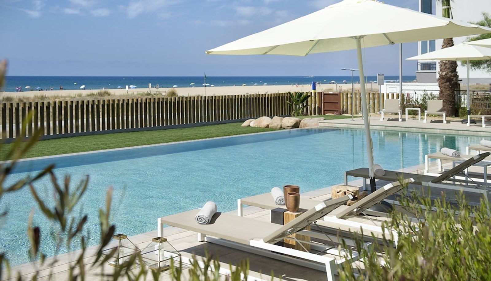 Piscina - Hotel boutique dONNA