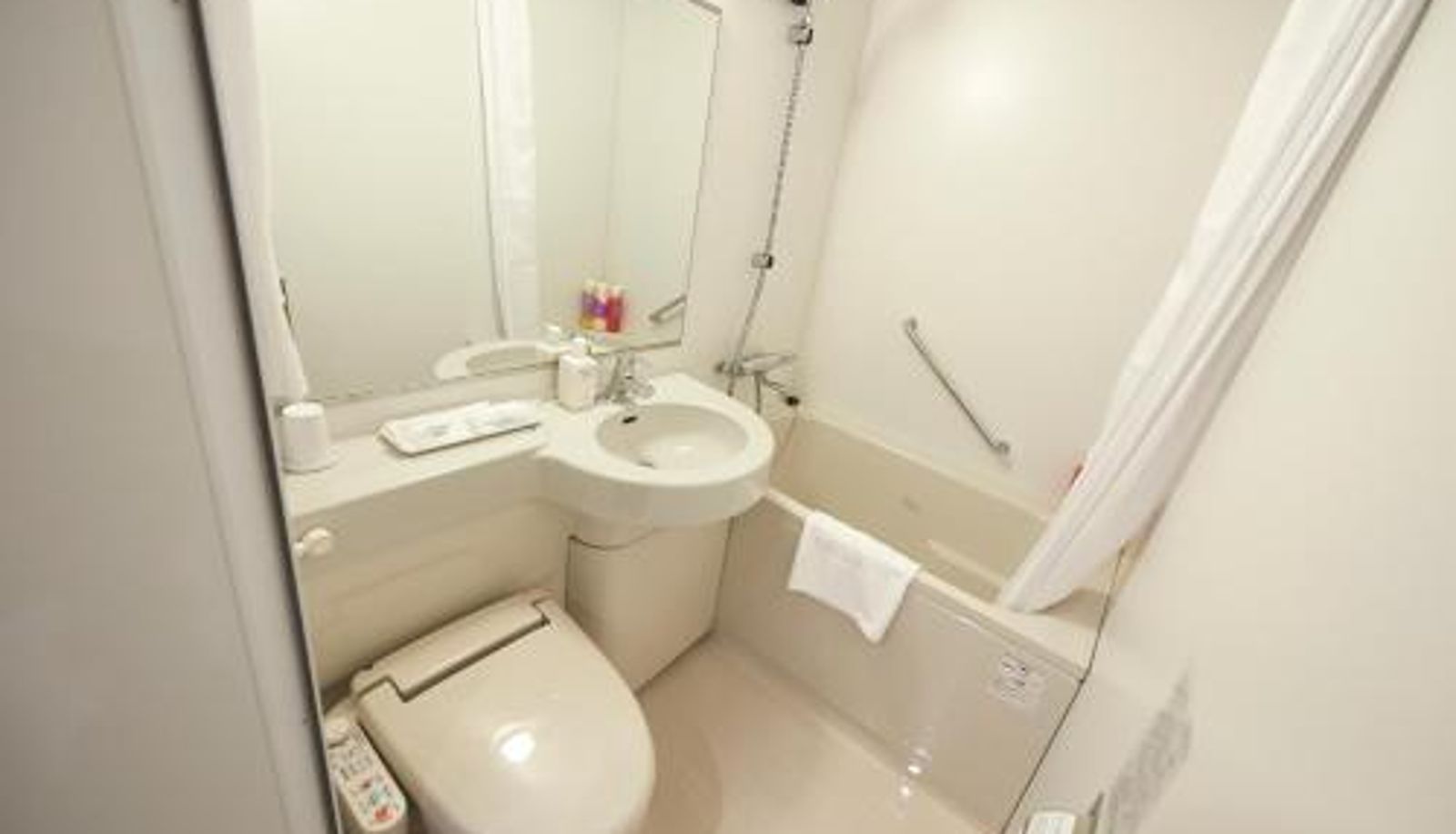 Dreibettzimmer - Sotetsu Fresa Inn Ginza-Nanachome
