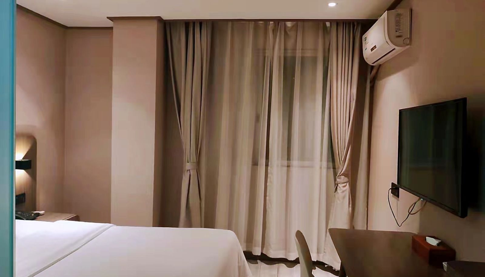 Habitación - Hanting Guangzhou Dashi Wanbo Center Hotel (formerly Dashi Changlong South Gate)