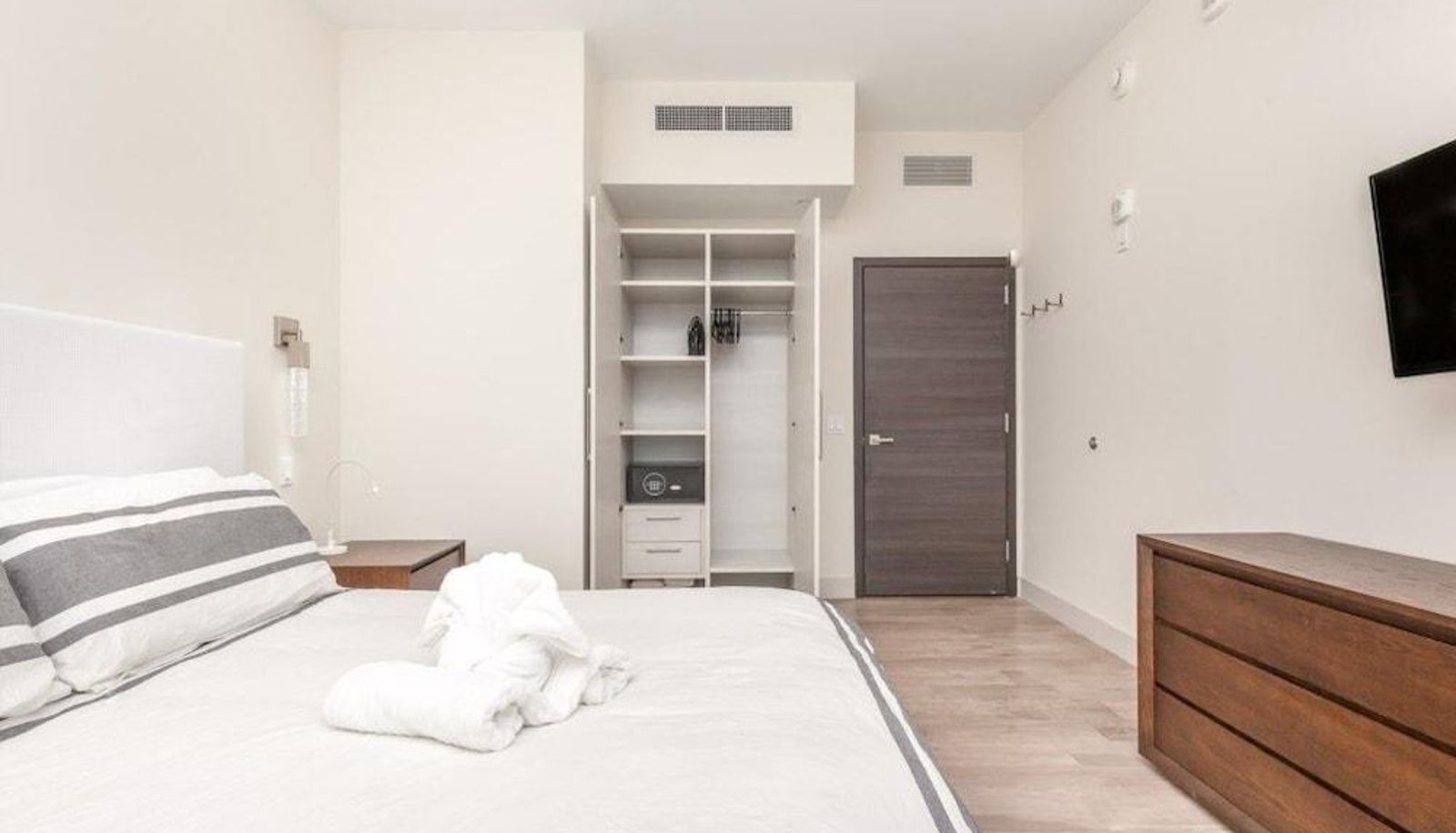 Apartment - Costa Hollywood Beach Resort