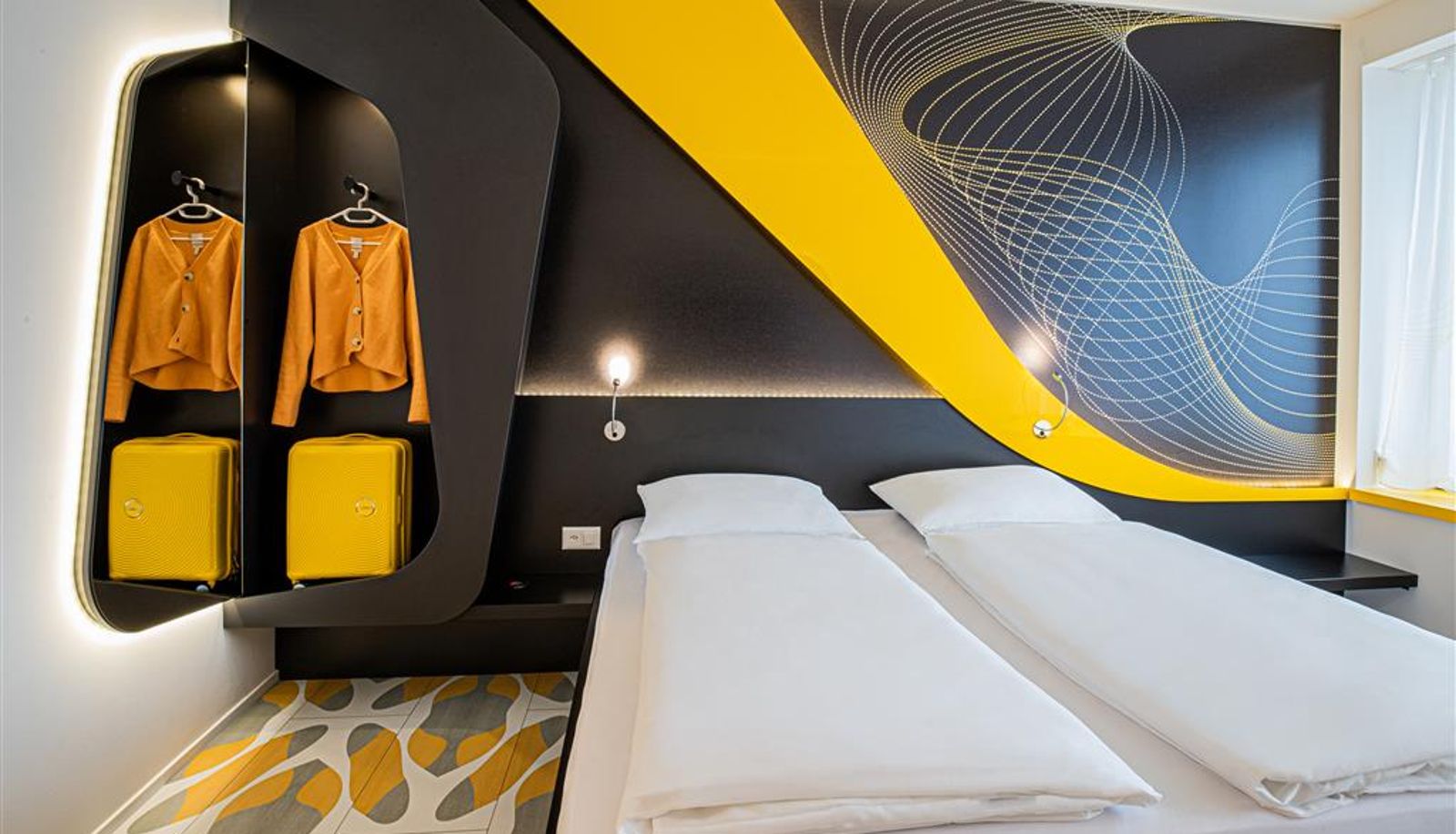 Camera - Prize by Radisson Bern City