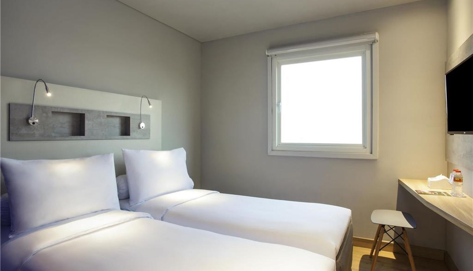 Zimmer - ibis budget Surabaya Diponegoro