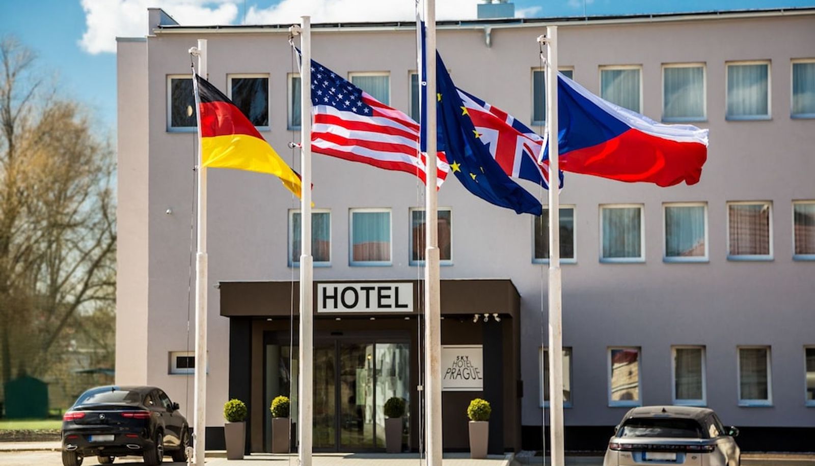 Info - SKY Hotel Prague