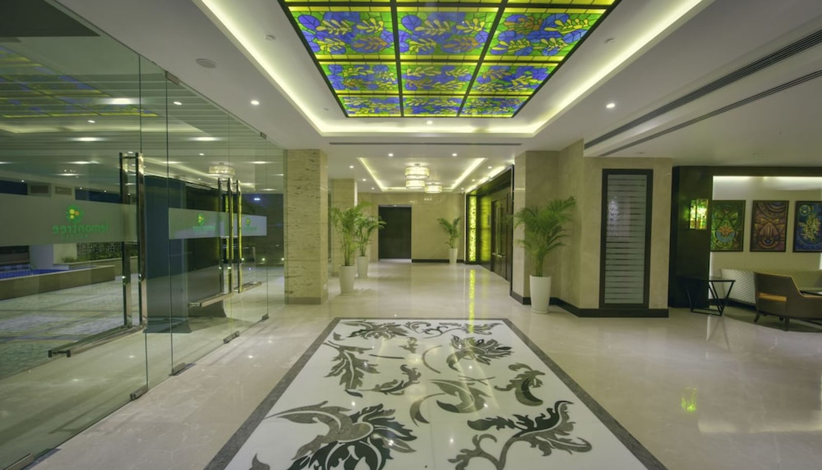 Salón - LEMON TREE HOTEL JAMMU