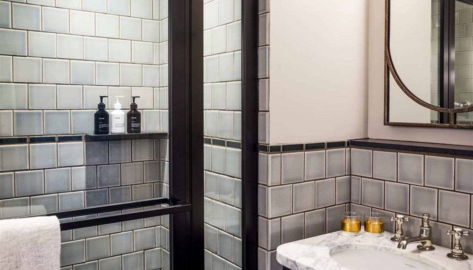 Zimmer - The Hoxton Chicago