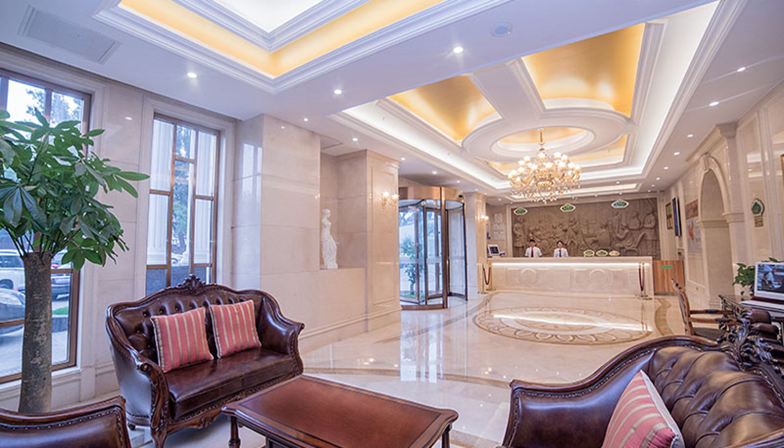 Lobby - Vienna Hotel Tangshan Nanhu Scenic Spot Wanda Plaza Store Tangshan Nanhu Park