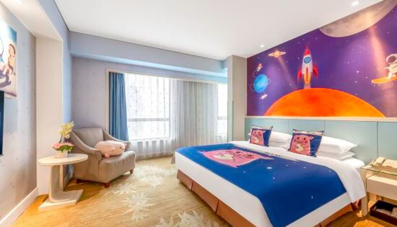 Camera - Hailiang Plaza Hotel (Zhongshan Road Metro Station)