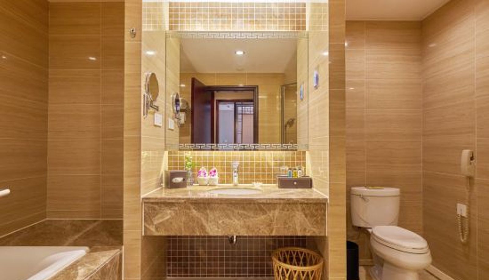 Chambre avec vue sur la rivière - Huangshan International Hotel