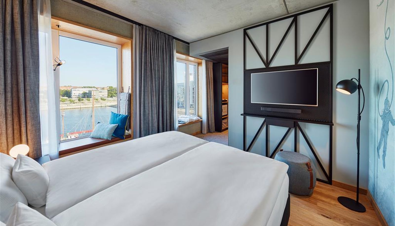 Zimmer - me and all hotel kiel