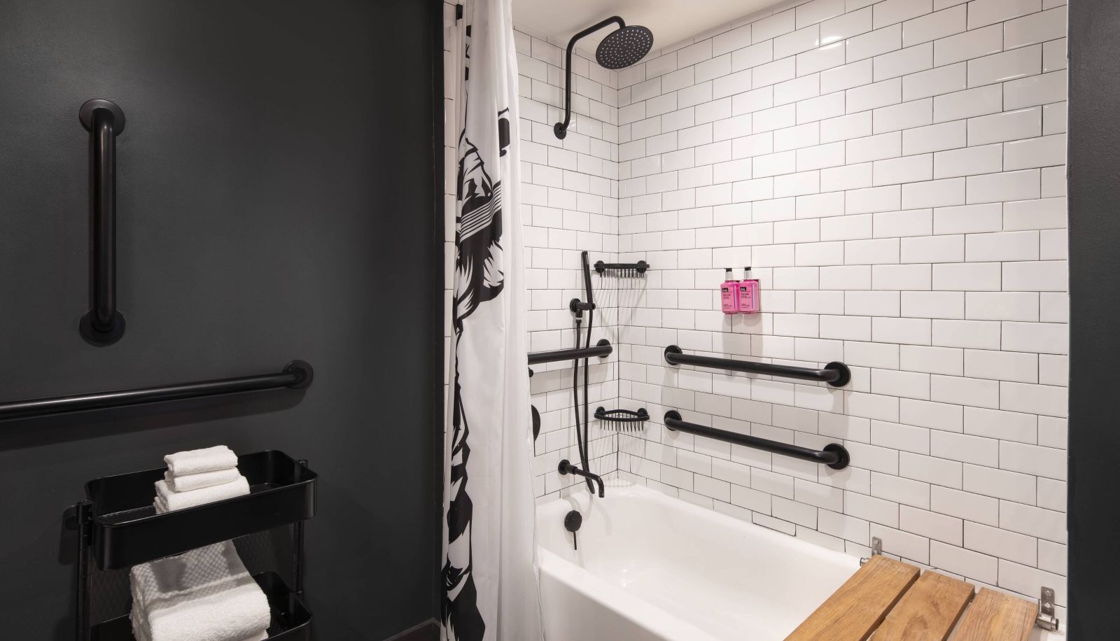 Room - Moxy Memphis Downtown