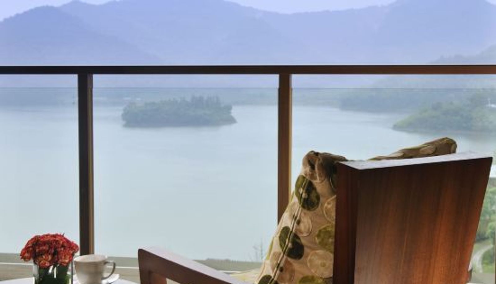 Room with lake view - New Century Resort Jiulong Lake Ningbo