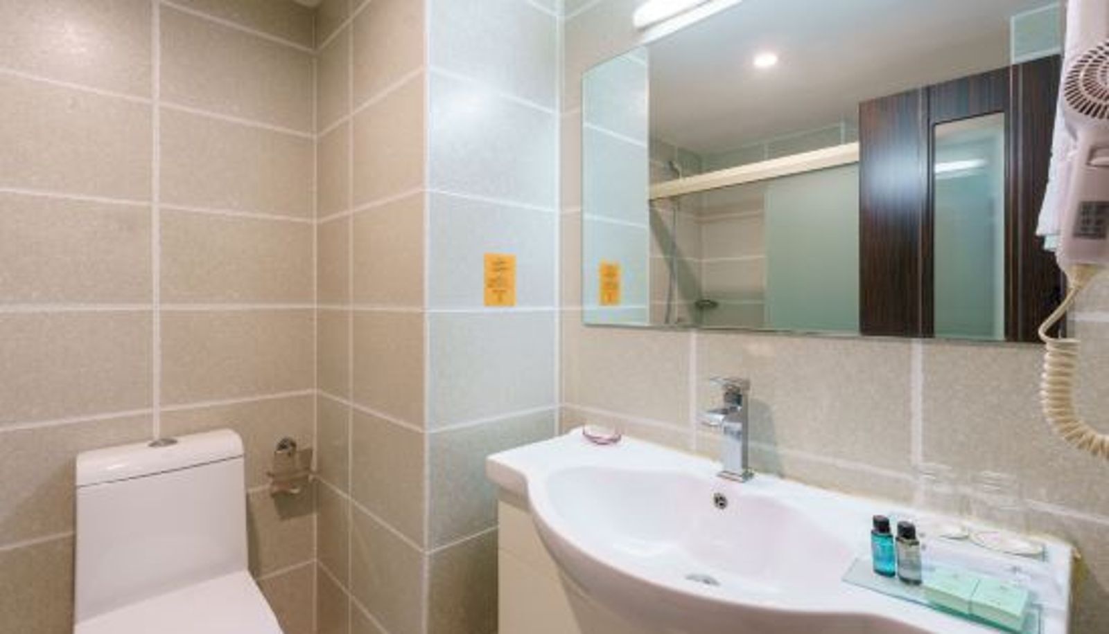 Kamer - the Royal Fortune Hotel