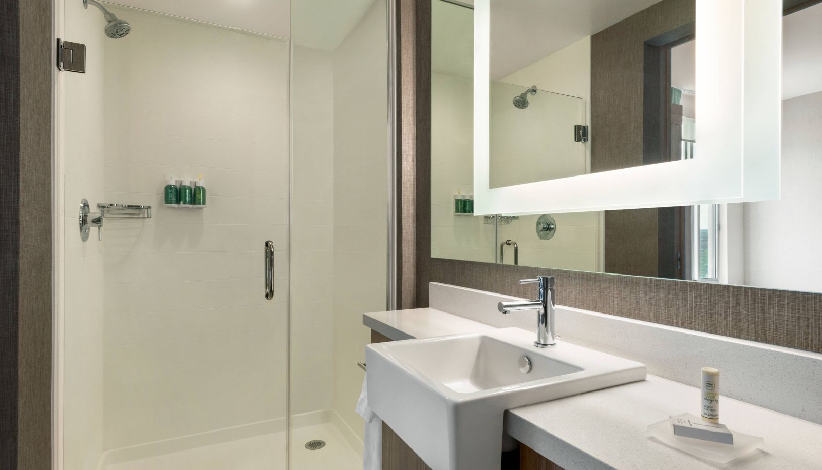 Zimmer - SpringHill Suites Milwaukee West-Wauwatosa
