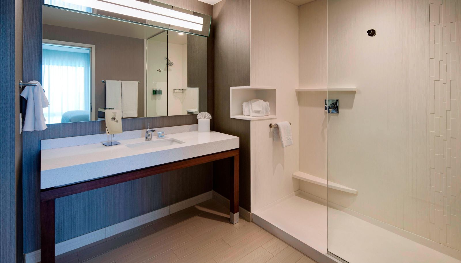 Camera - Courtyard by Marriott Atlanta Vinings Galleria