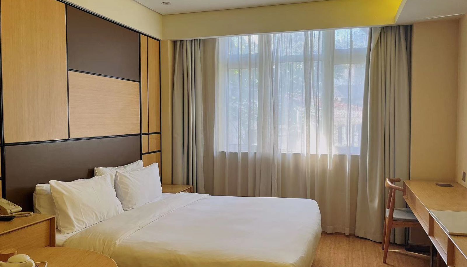 Room - Shanghai Oriental Pearl Hotel