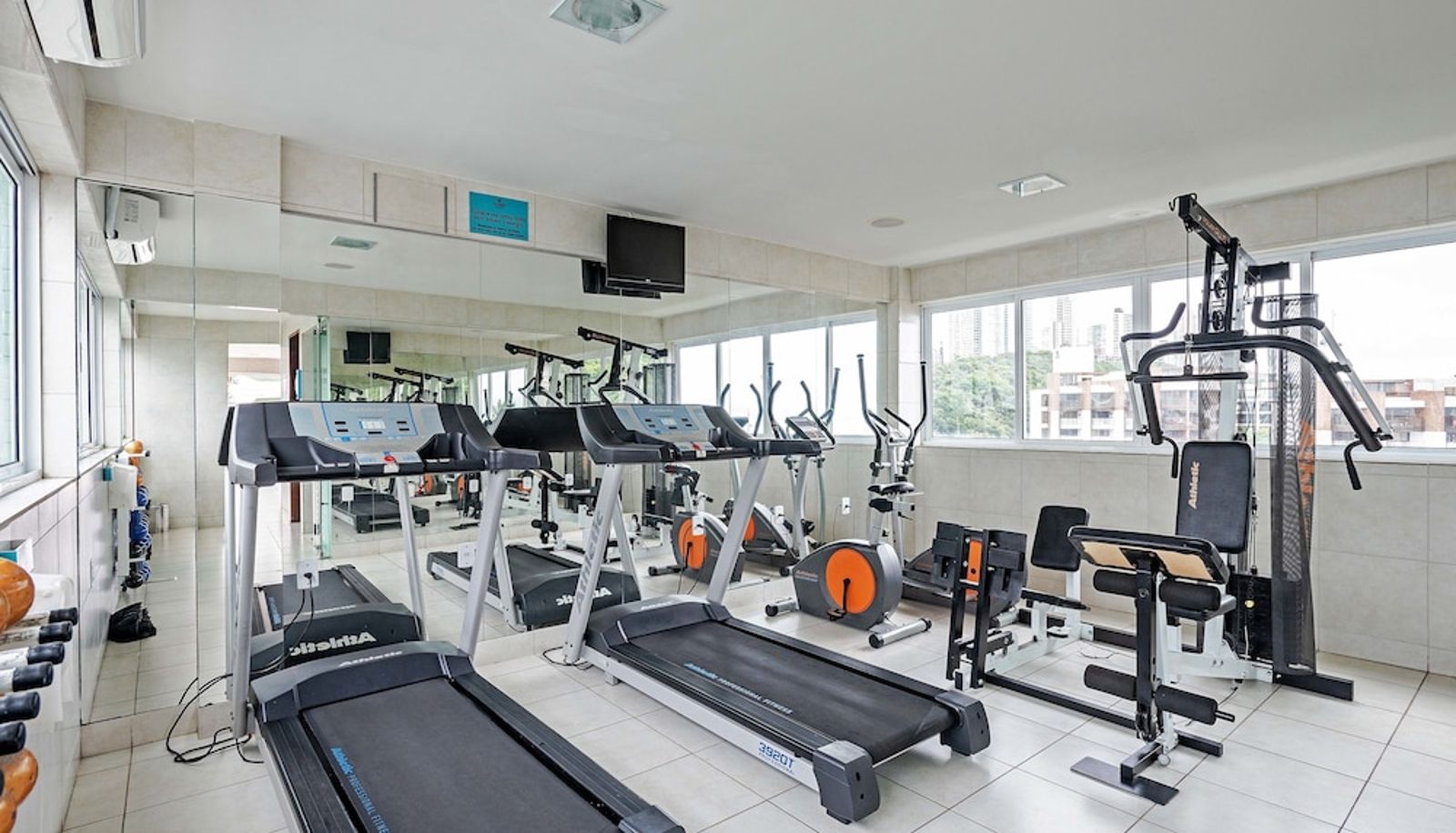 Instalaciones deportivas - Rede Andrade Solmar