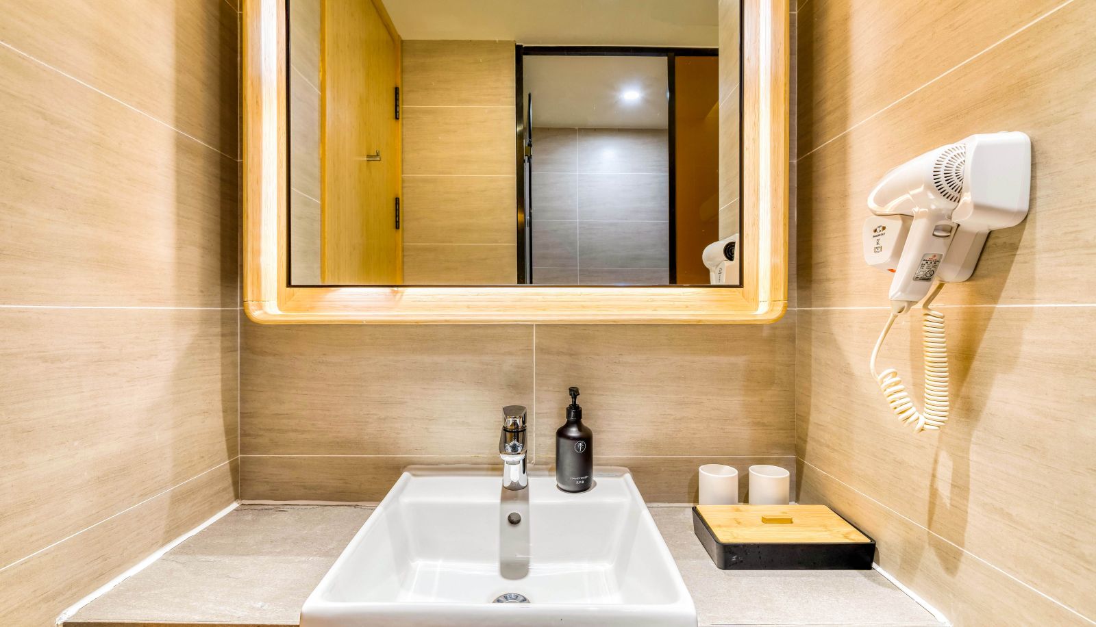 Camera - All season Yuyao Hotel
